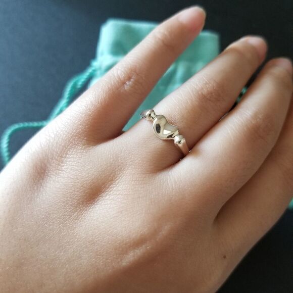 Tiffany & Co. Bean Ring - Picture 2 of 9